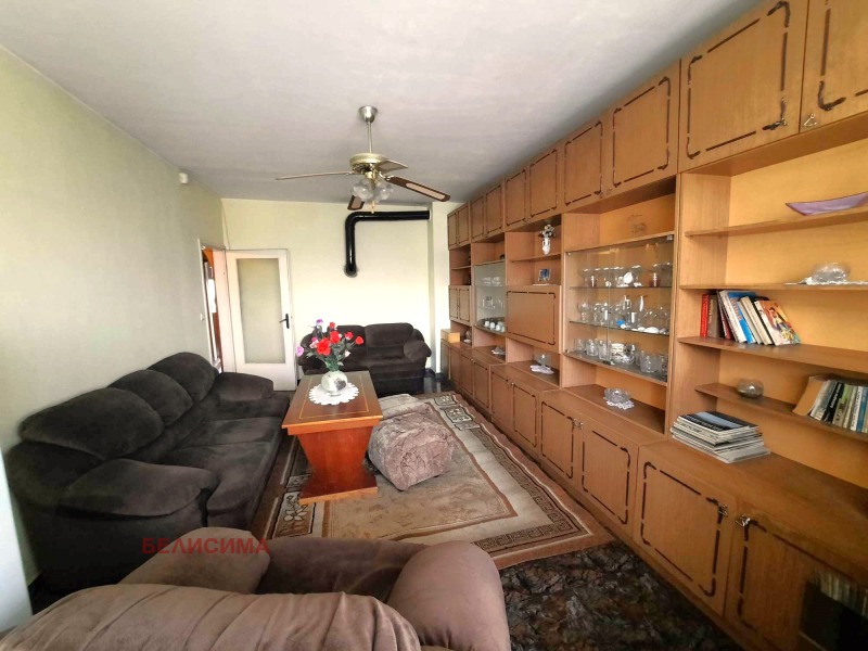 Te koop  3+ slaapkamer Sjumen , Tsentar , 120 m² | 93612693