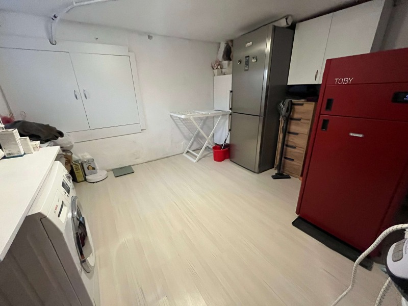 Продава КЪЩА, гр. Мъглиж, област Стара Загора, снимка 13 - Къщи - 52453489