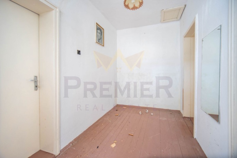 Продава КЪЩА, гр. Балчик, област Добрич, снимка 5 - Къщи - 53117919