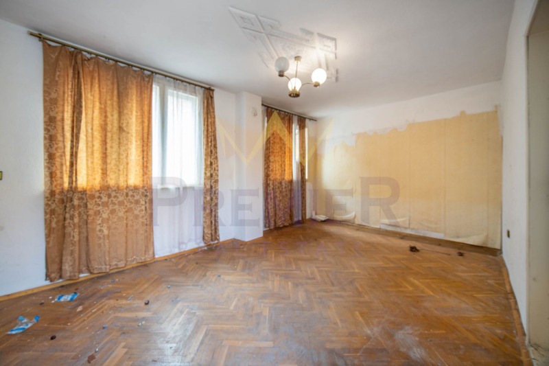 Продава КЪЩА, гр. Балчик, област Добрич, снимка 11 - Къщи - 53117919