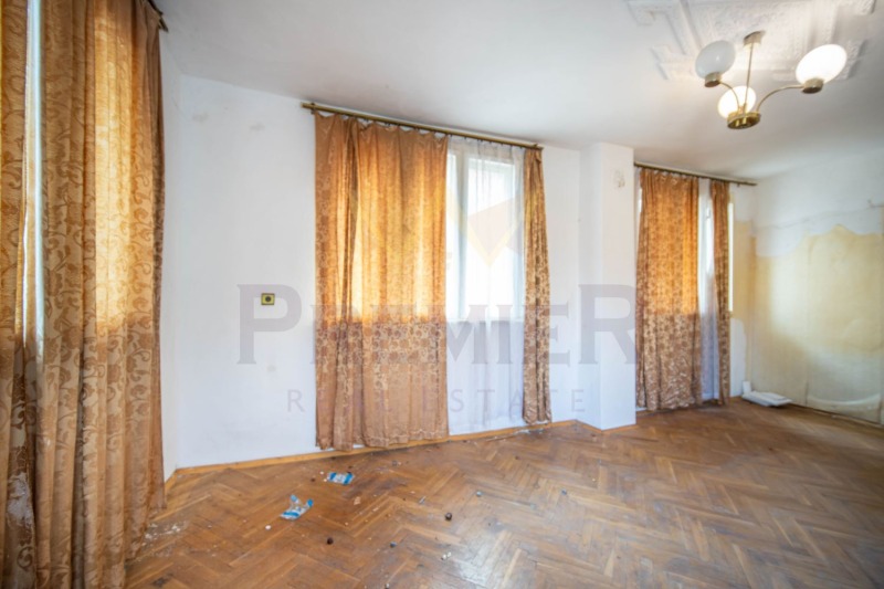 Продава КЪЩА, гр. Балчик, област Добрич, снимка 13 - Къщи - 53117919