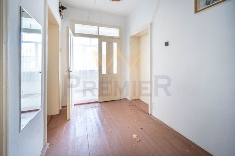 Продава КЪЩА, гр. Балчик, област Добрич, снимка 3 - Къщи - 53117919