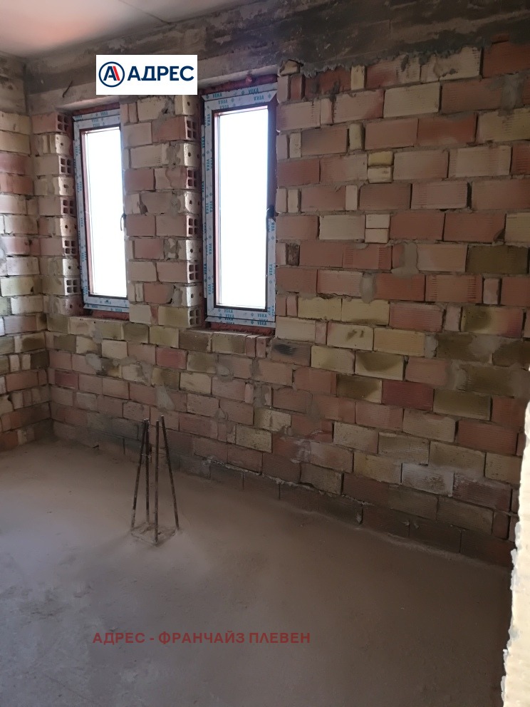 Продава КЪЩА, с. Гривица, област Плевен, снимка 6 - Къщи - 53152285