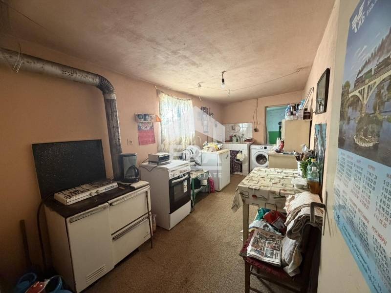 Продава КЪЩА, с. Куцина, област Велико Търново, снимка 8 - Къщи - 55407437