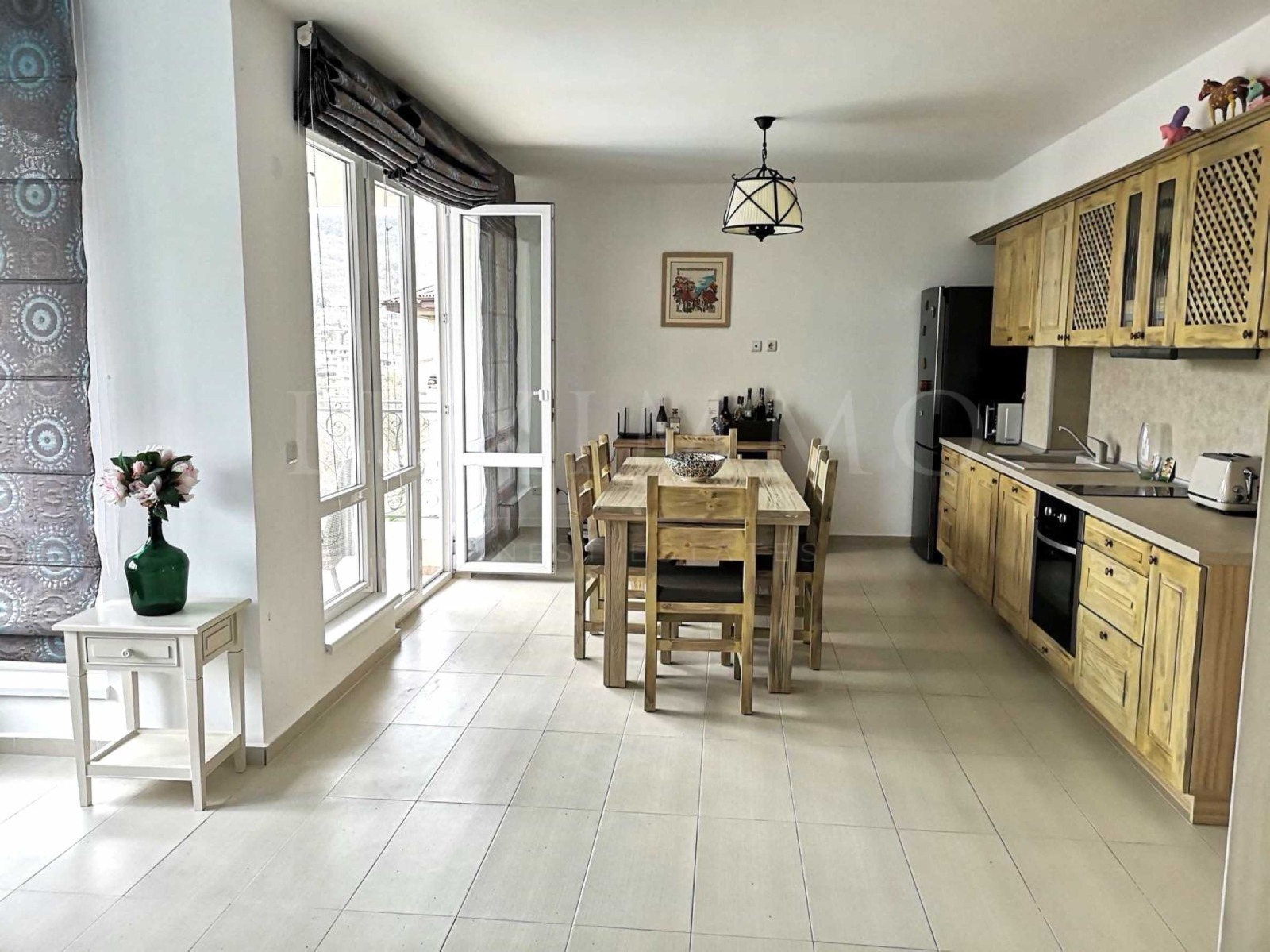 Продава КЪЩА, гр. Балчик, област Добрич, снимка 2 - Къщи - 46366074
