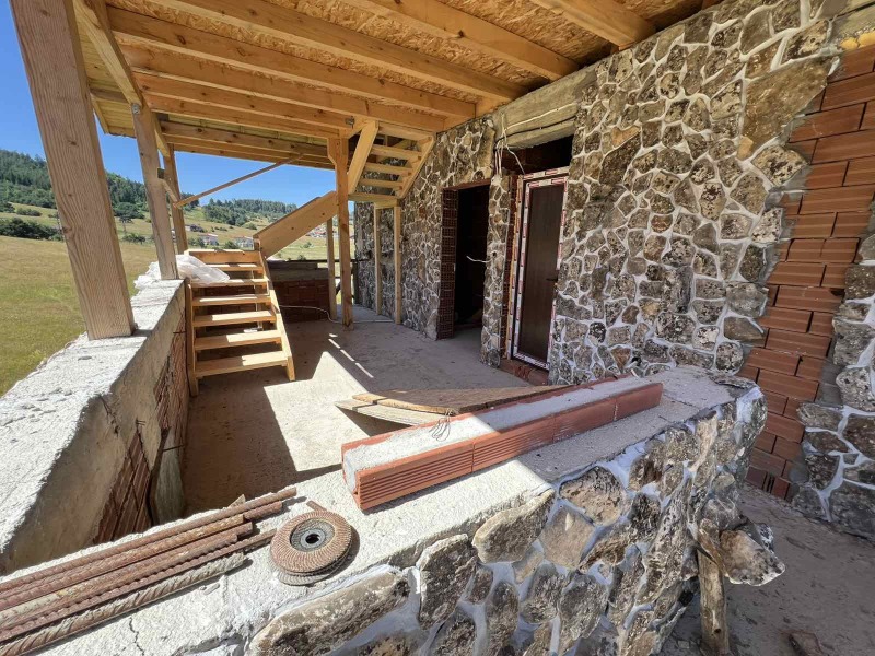 Продава КЪЩА в област Пазарджик, гр. Велинград - 320 кв.м / 320 000 € » 625 865.60 лв., ИНФОИНВЕСТ