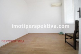 Продажба на имоти в Център, град Пловдив — страница 98 - изображение 4 
