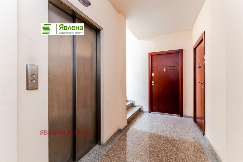 À vendre  2 chambres Sofia , Mladost 1 , 229 m² | 61362787 - image [10]