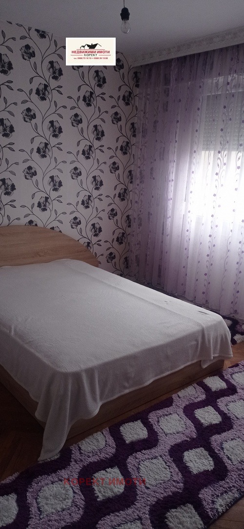 Продава 3-СТАЕН, гр. Шумен, Добруджански