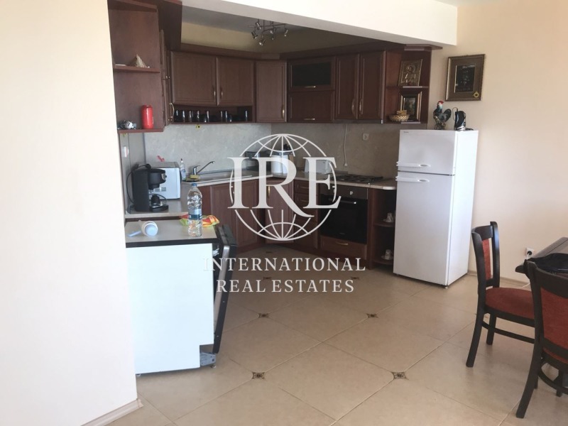 Продава КЪЩА, с. Топола, област Добрич, снимка 3 - Къщи - 52489774