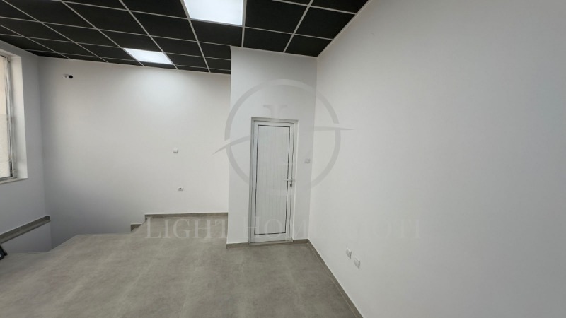 Προς πώληση  Κατάστημα Πλοβδηβ , Καρτσηιακα , 45 τ.μ | 96700671 - εικόνα [4]
