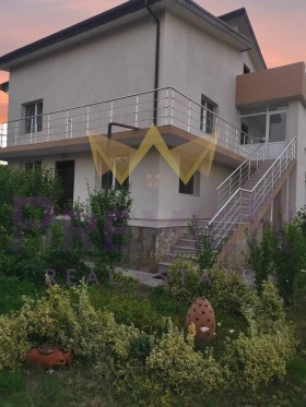 Продажба на имоти в с. Доброглед, област Варна - изображение 14 