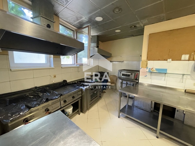Продава ЗАВЕДЕНИЕ, с. Рогачево, област Добрич, снимка 14 - Заведения - 56192868