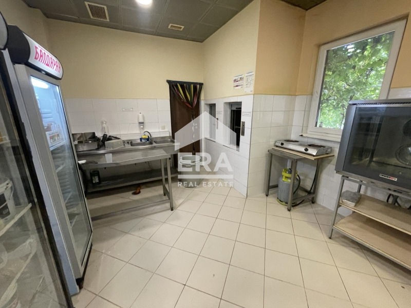 Продава ЗАВЕДЕНИЕ, с. Рогачево, област Добрич, снимка 12 - Заведения - 56192868