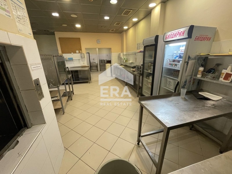 Продава ЗАВЕДЕНИЕ, с. Рогачево, област Добрич, снимка 13 - Заведения - 56192868