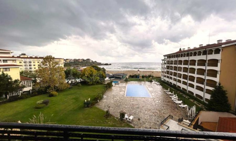 Продава 3-СТАЕН в област Бургас, гр. Царево - 122 кв.м / 179 900 € » 351 853.82 лв., СУПРИММО - БУРГАС