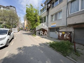 Гараж град Варна, Колхозен пазар