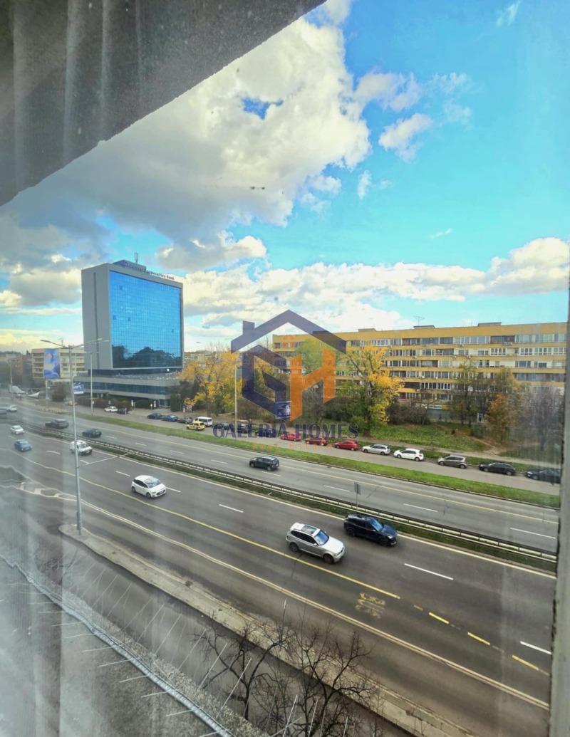 Продава 3-СТАЕН, гр. София, Изток