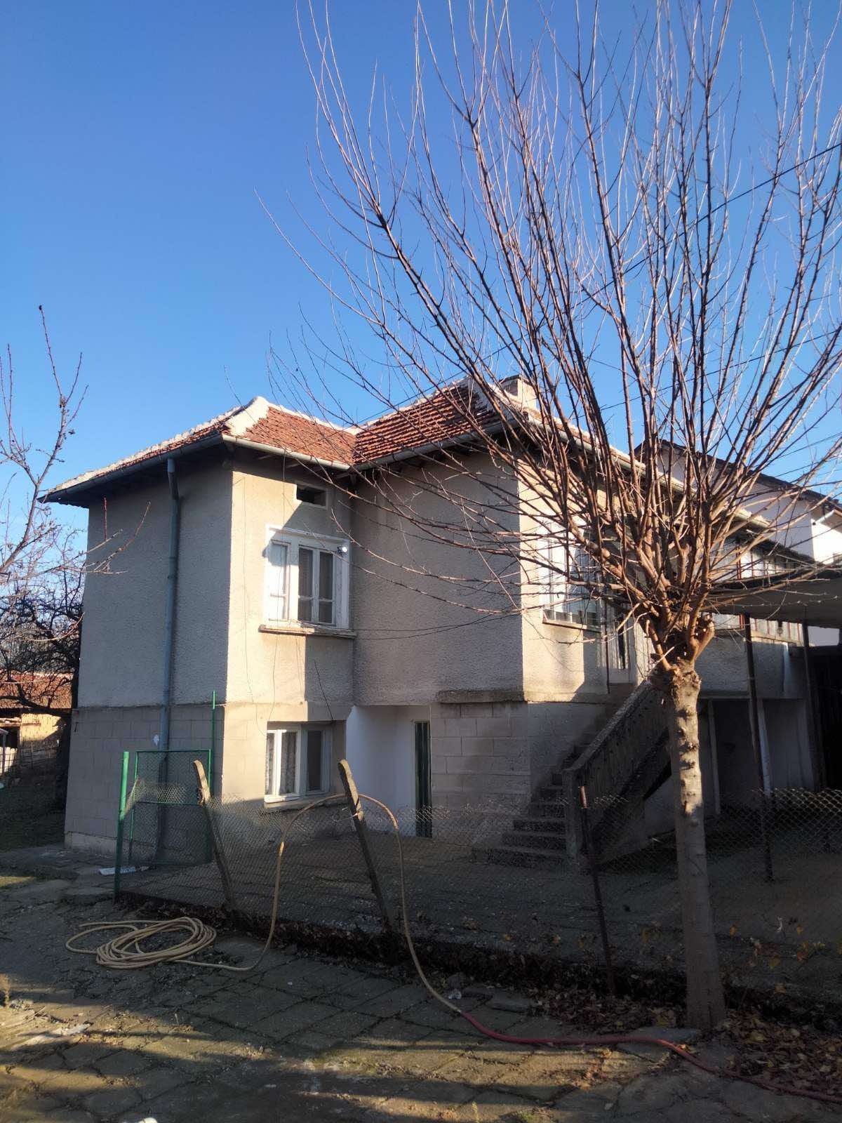 Продава КЪЩА, с. Манастирище, област Враца