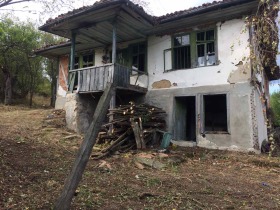 Продажба на имоти в с. Бойковци, област Велико Търново - изображение 1 