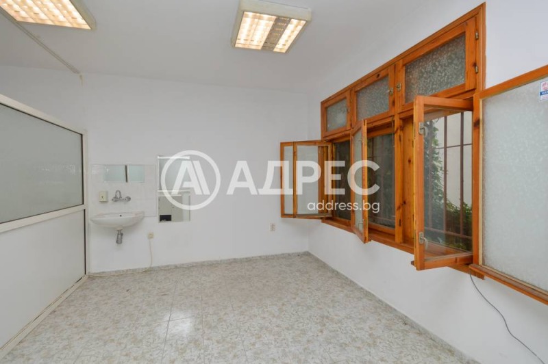 Eladó  Hivatal Burgas , Centar , 72 négyzetméter | 82380102 - kép [5]