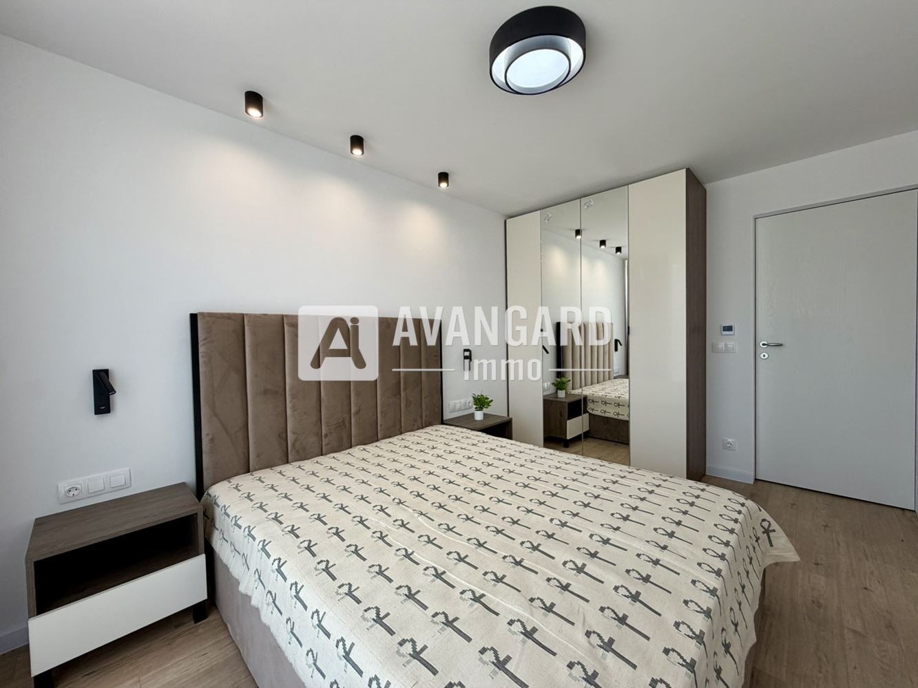 Продава 2-СТАЕН, гр. Варна, к.к. Чайка, снимка 6 - Апартаменти - 54532598