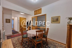 2 υπνοδωμάτια ΤΣενταρ, Σοφηια 1