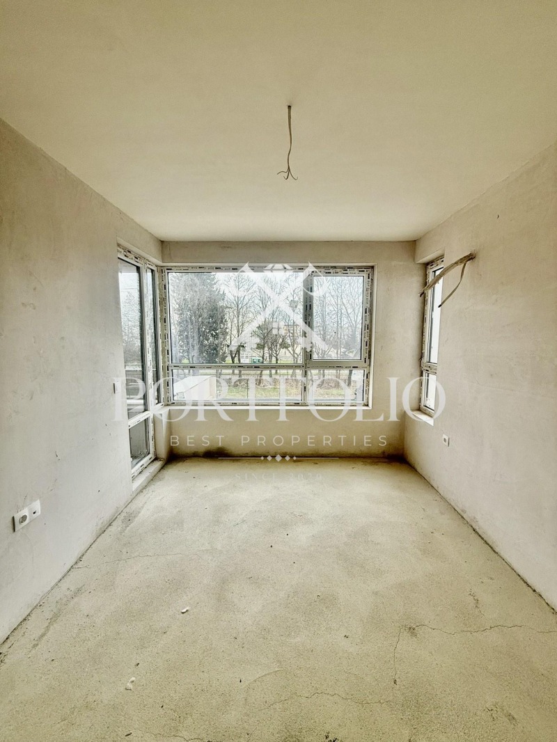 Продава МНОГОСТАЕН, гр. Бургас, Славейков, снимка 4 - Апартаменти - 53257030