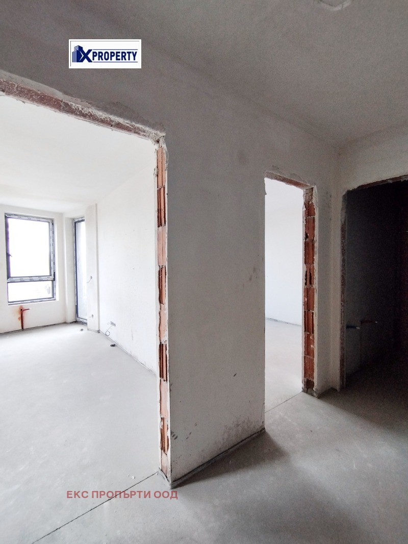 Na sprzedaż  1 sypialnia Pernik , Iztok , 71 mkw | 64669970 - obraz [3]