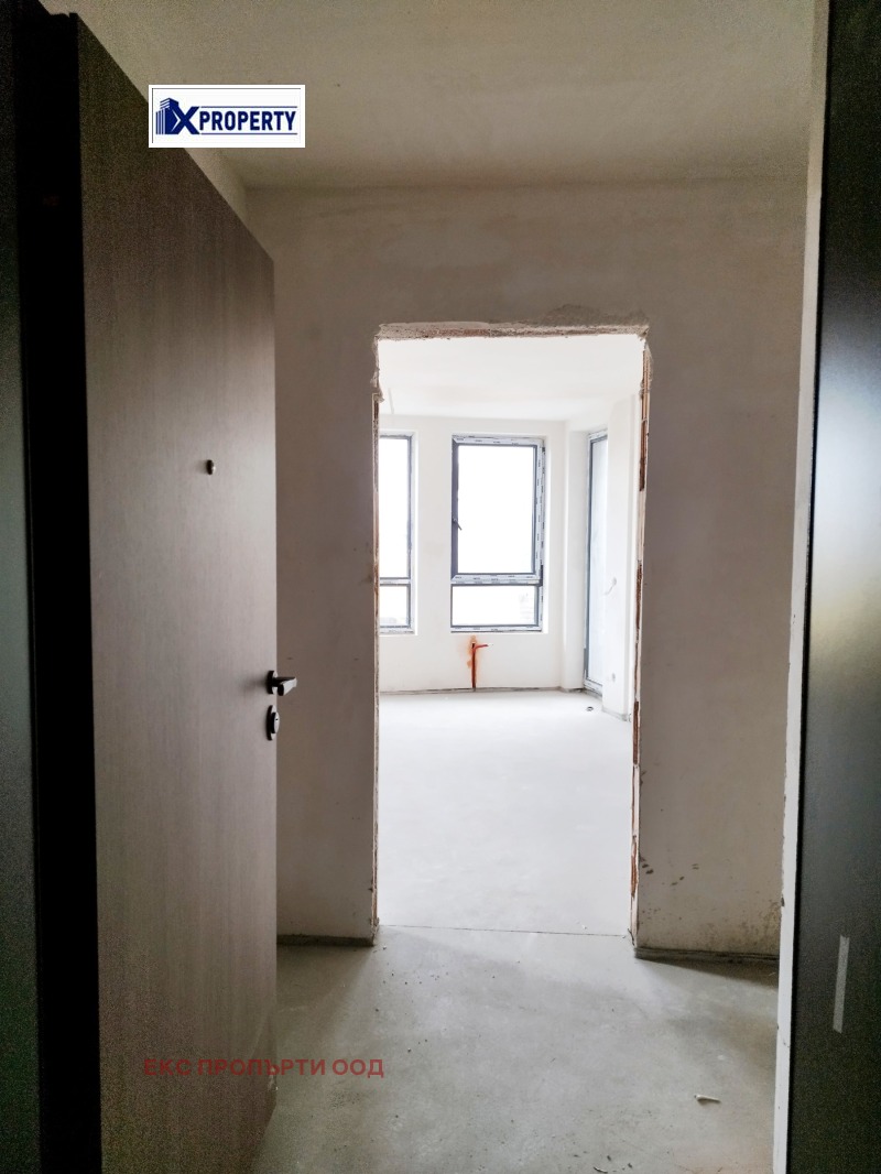 Na sprzedaż  1 sypialnia Pernik , Iztok , 71 mkw | 64669970 - obraz [2]