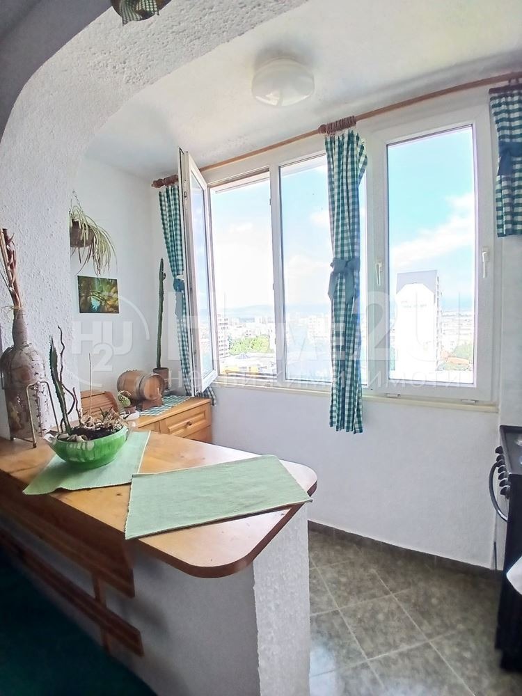 Продава  2-стаен град София , Люлин 3 , 81 кв.м | 84492072