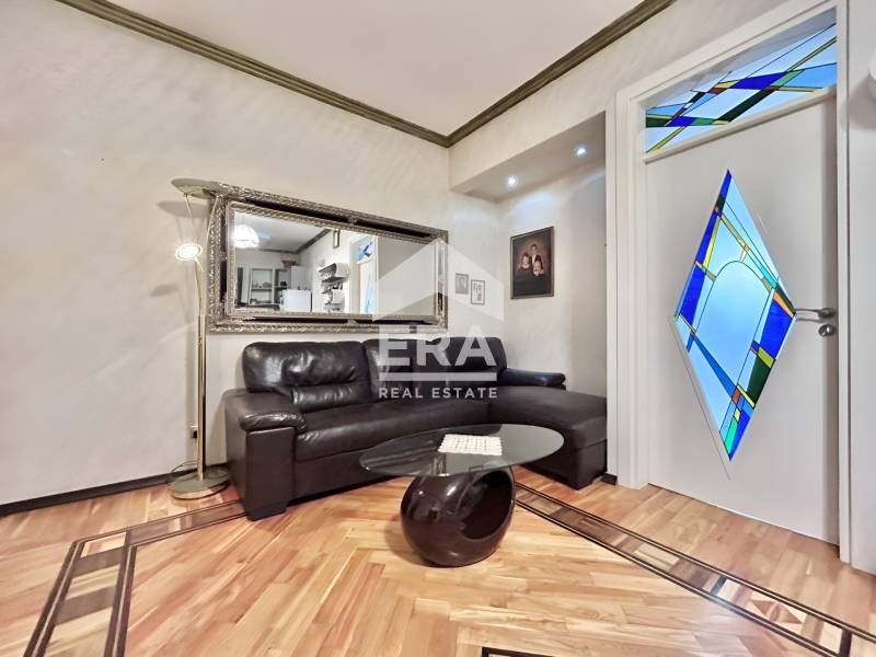 For Sale  2 bedroom Sofia , Tsentar , 86 sq.m | 30400618