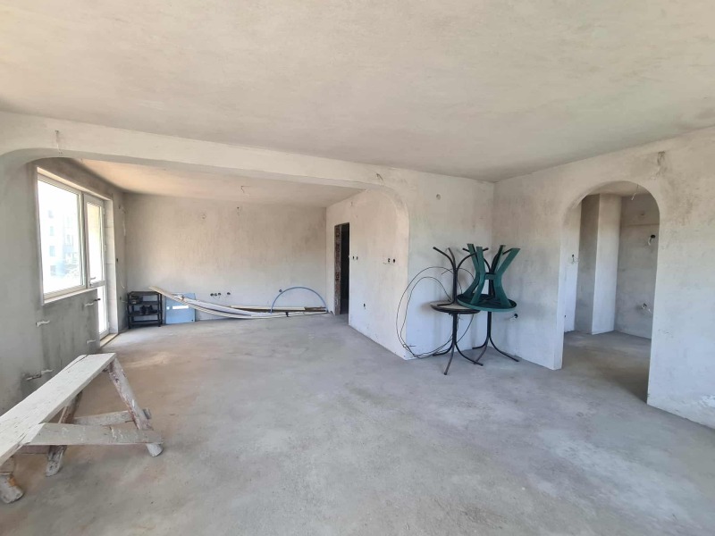 Eladó  3+ hálószoba Haskovo , Kamenni , 145 négyzetméter | 21214666
