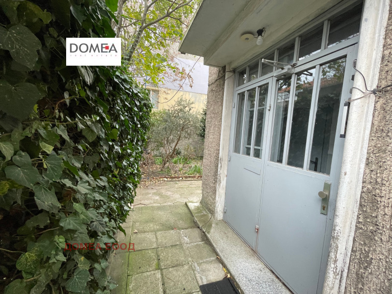 Продава ЕТАЖ ОТ КЪЩА, гр. Бургас, Център, снимка 14 - Етаж от къща - 52374666