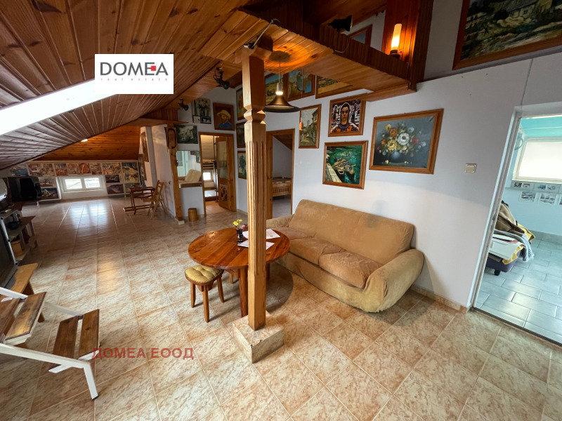 Продава ЕТАЖ ОТ КЪЩА, гр. Бургас, Център, снимка 10 - Етаж от къща - 52374666