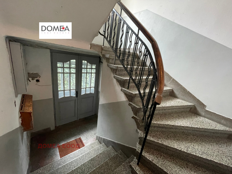 Продава ЕТАЖ ОТ КЪЩА, гр. Бургас, Център, снимка 11 - Етаж от къща - 52374666