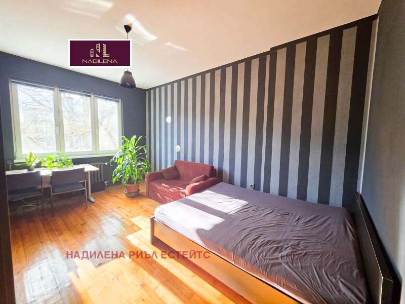 Продава 4-СТАЕН, гр. София, Център, снимка 7 - Апартаменти - 53078564