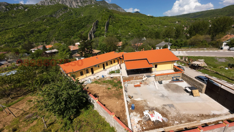 Продава  Къща област Враца , с. Лютиброд , 220 кв.м | 49230687 - изображение [3]