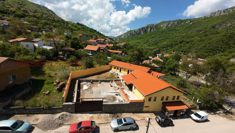 Продава  Къща област Враца , с. Лютиброд , 220 кв.м | 49230687