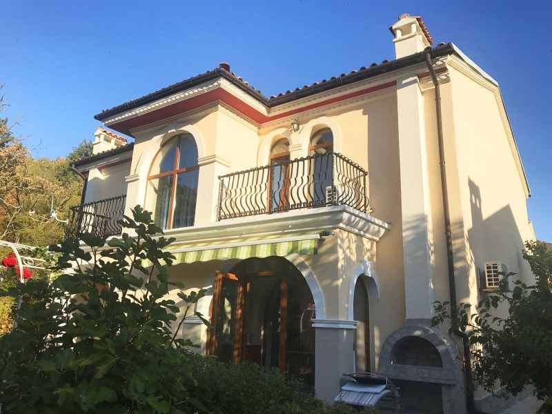 Προς πώληση  Βίλα περιοχή Μπουργκάς , κ.κ. Ελενητε , 217 τ.μ | 22010199