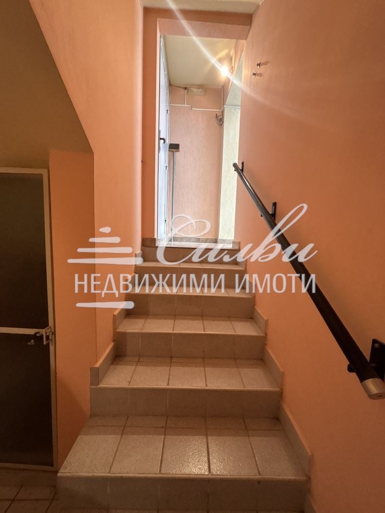 Продава МАГАЗИН, гр. Шумен, Добруджански, снимка 6 - Магазини - 55103525