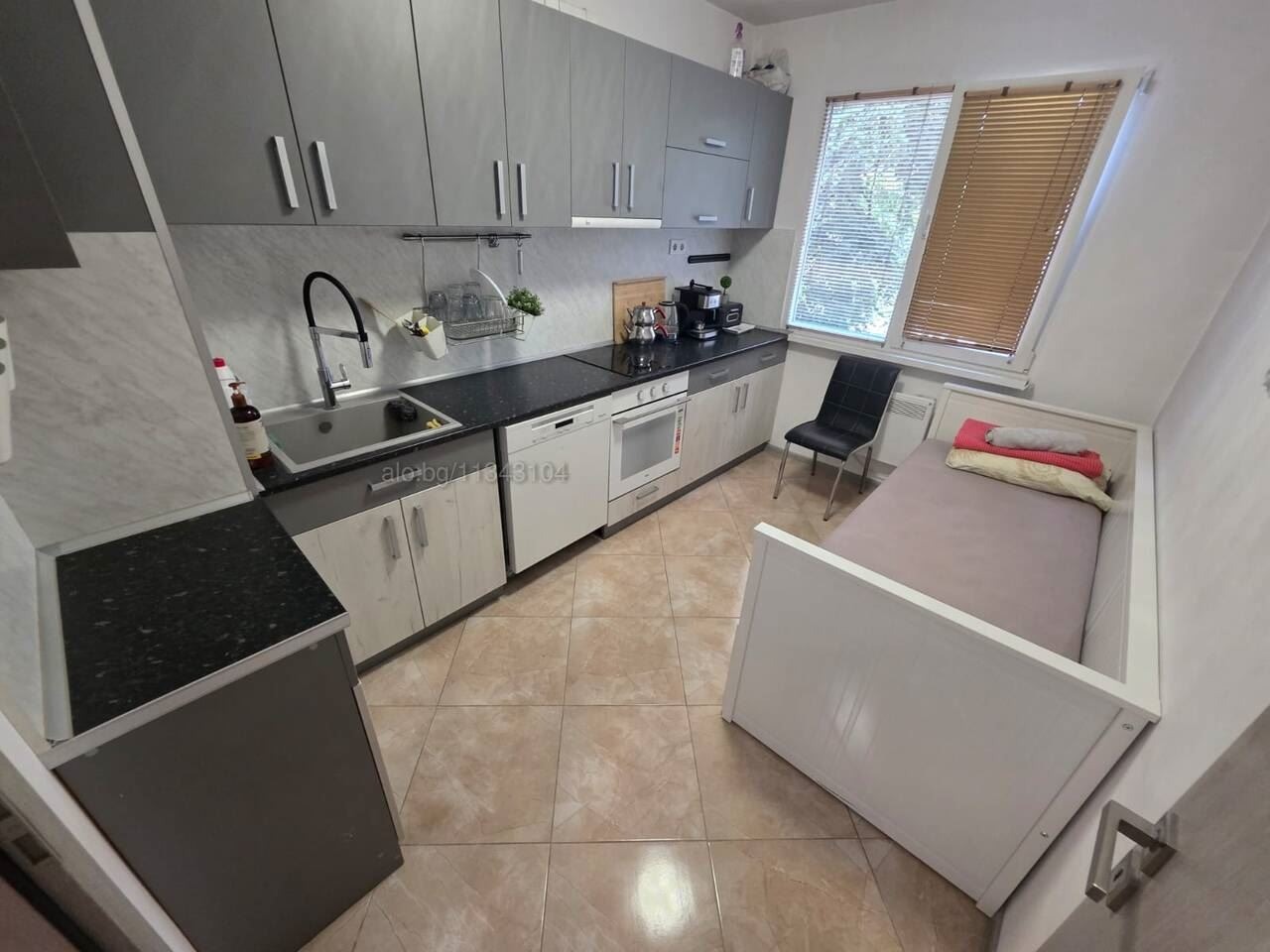 Продава 2-СТАЕН, гр. Пловдив, Каменица 1, снимка 2 - Апартаменти - 56725999
