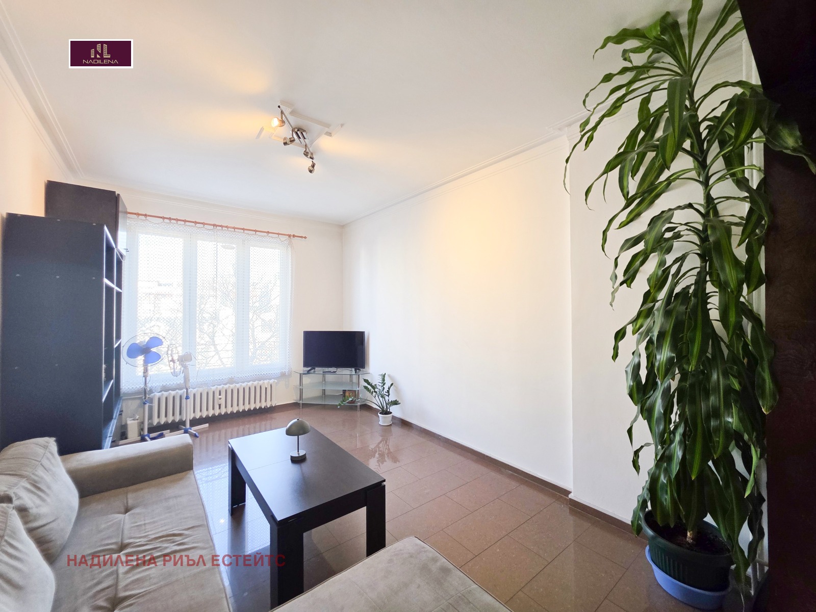 Продава 4-СТАЕН, гр. София, Център, снимка 2 - Апартаменти - 53078564