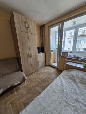 Studie Banishora, Sofia 3