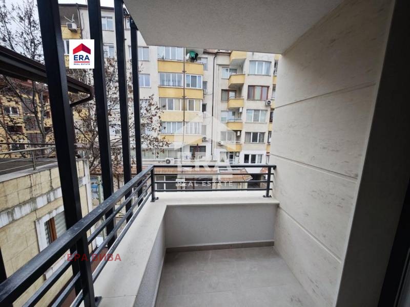 Продава 3-СТАЕН, гр. София, Център, снимка 3 - Апартаменти - 49358643