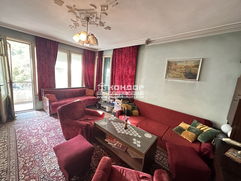 Продава  3-стаен град Пловдив , Център , 126 кв.м | 72836201