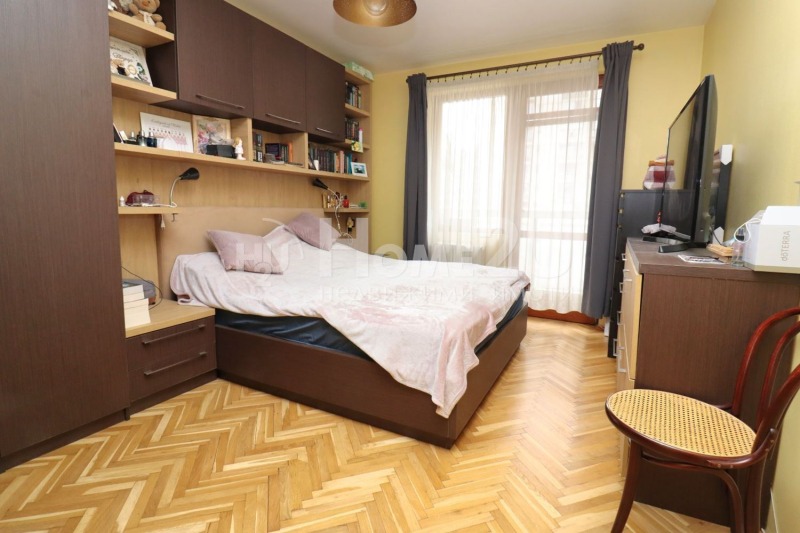 Продава  3-стаен град София , Гоце Делчев , 115 кв.м | 34964454