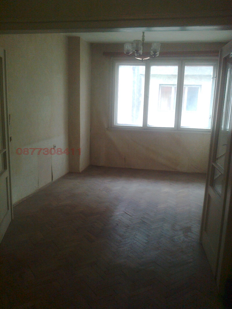 Продава 3-СТАЕН, гр. Силистра, Запад, снимка 7 - Апартаменти - 52775008