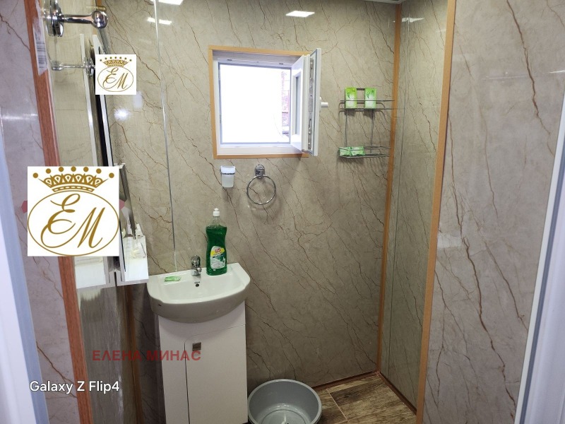 Продава ЕТАЖ ОТ КЪЩА, гр. Шумен, Център, снимка 5 - Етаж от къща - 52747609