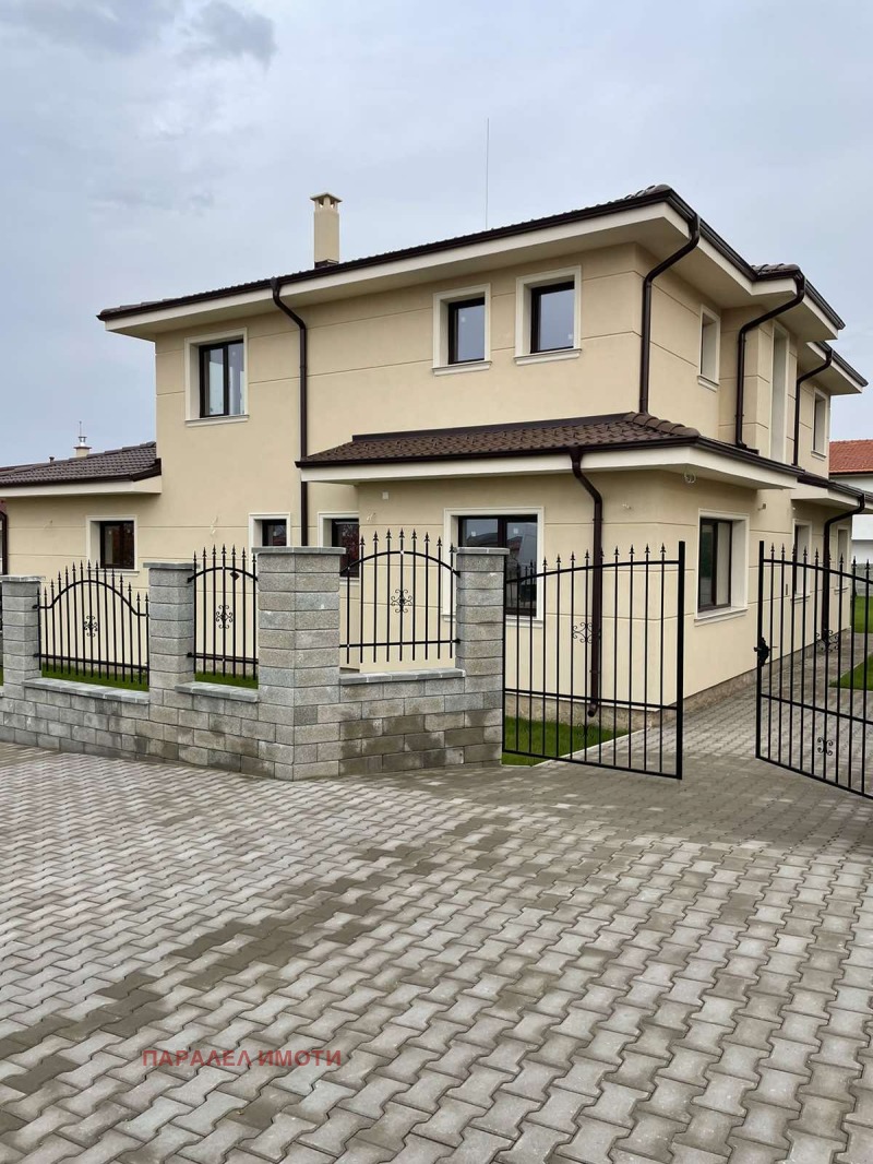 Продава КЪЩА, с. Белащица, област Пловдив, снимка 5 - Къщи - 52579797